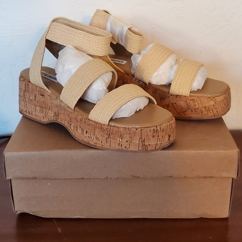 New In Box STEVE MADDEN RAFFIA SASHES